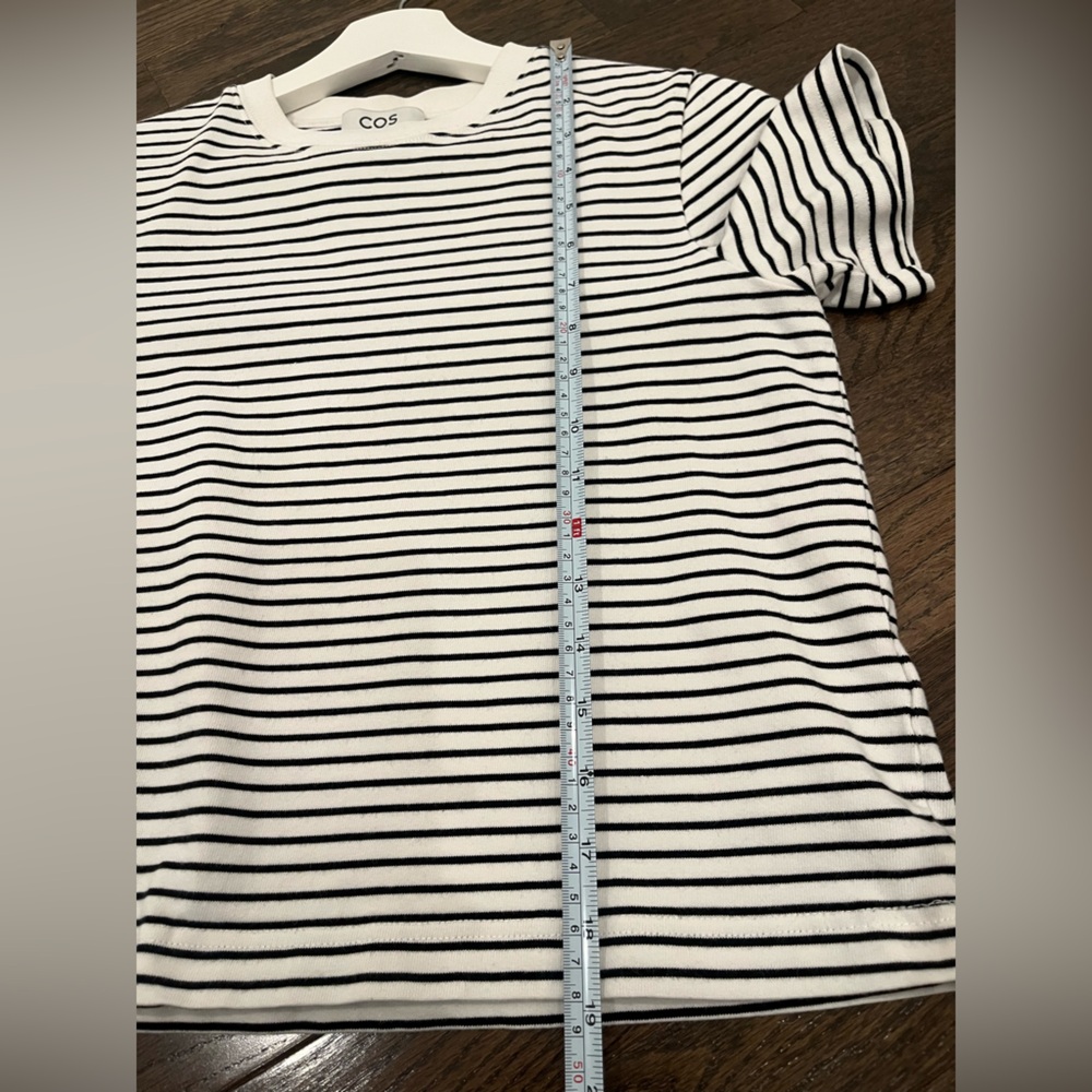 COS Shirt Womens Small Black White Striped Crewneck Short Sleeve Cotton Tee Top - Picture 5 of 5